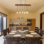 New! Gorgeous Luxury With 2 Pools Tulum