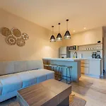Luxury At Chichil Pool Gym Access