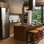 Luum Vibe, Free Soul And A Refuge In The Jungle