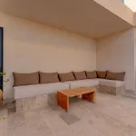 Apartment Luxury At Chichil Pool Gym Access *