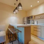 Luxury At Chichil Pool Gym Access Apartment *