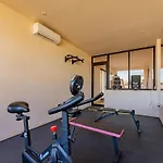 Apartment Luxury At Chichil Pool Gym Access