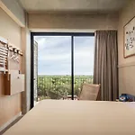 Hotel Moxy