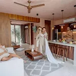 Modern 3Br Villa With 2 Pools & Rooftop Lounge