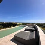Mistiq, Departamento Con Balcon Y Albercas Con Vistas Impresionantes