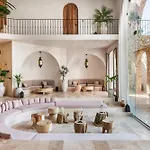 Casa Arka Fully Staffed - Jungle Palace *