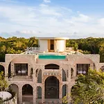 Casa Arka Villa Fully Staffed - Jungle Palace