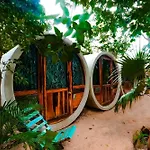 Hostel Tubo - Unique *