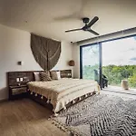 BT Homes - PH Selvático, Piscina Privada y confort