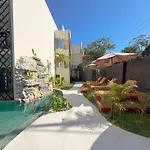 Apartment Swim Up Mizu 5 By Sandy Powerful *