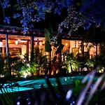 Casa Apartahotel 4*