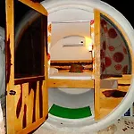 Tubo - Unique Hostel Tulum
