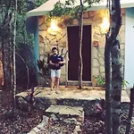 Escarabajo Rojo 3* Tulum