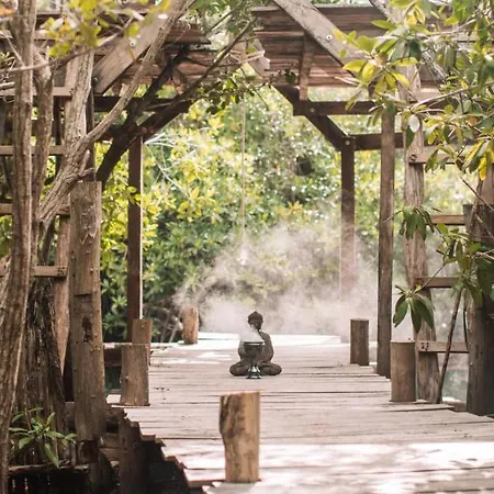 Luxury tent Uman Glamping & Cenote *
