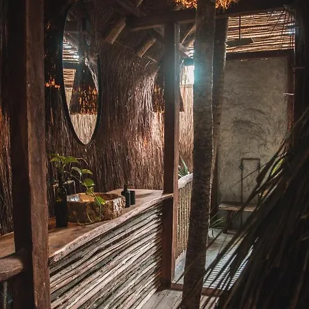Uman Glamping & Cenote Luxury tent