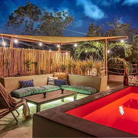 Ujo 100 Mb Wifi 2 Private Pools Villa
