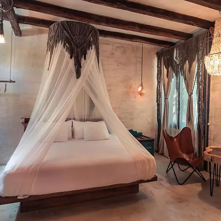 Hidden Treehouse Eco-hotel 4* Tulum
