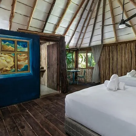 Hidden Treehouse Eco-hotel Tulum
