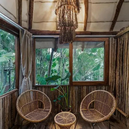 Hidden Treehouse Eco-hotel Hotel 4*