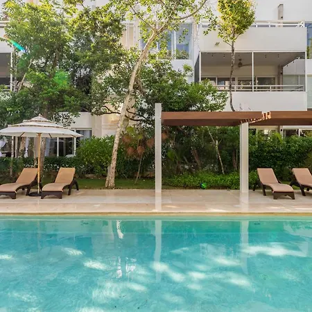 Quiet 2br In With Pool Spacious Patio Gym