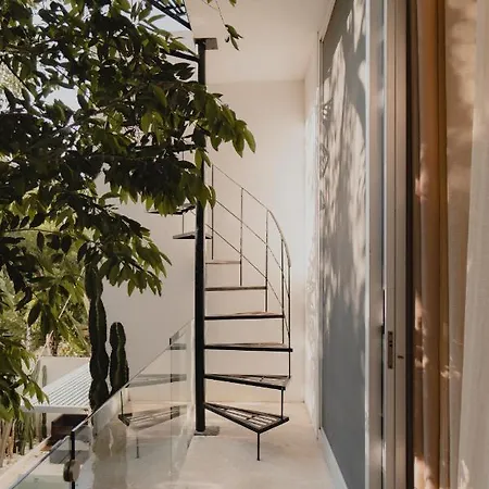 Ujo 100 Mb Wifi 2 Private Pools Villa