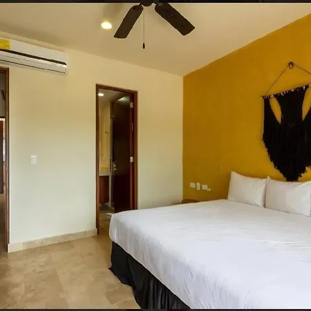 Chic Rooftop Ph, Private Pool, 1mi From The Apartment Tulum