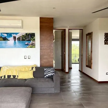 Apartment Dreamcatcher, Luxury With Pool. Gated. *