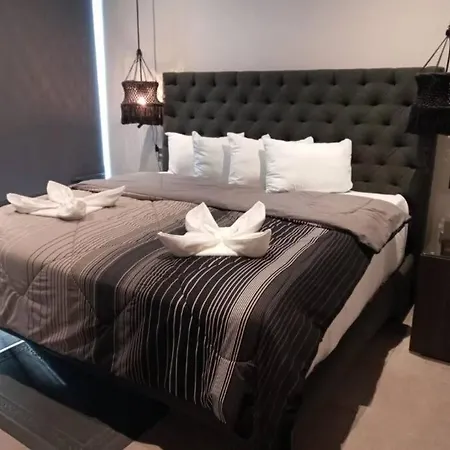 Apartment Dreamcatcher, Luxury With Pool. Gated.