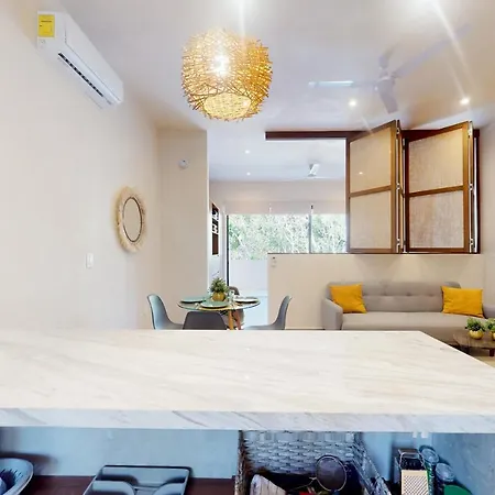 Paraiso 8 Apartment *
