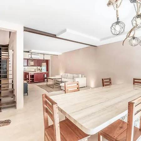 Apartment Deluxe 3br Near Ruins With Pool & Garden