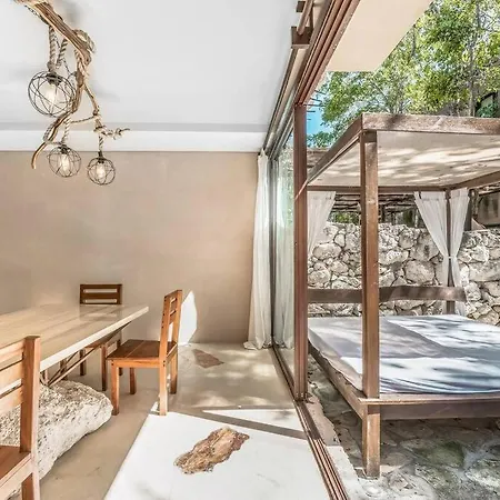 Deluxe 3br Near Ruins With Pool & Garden Apartment