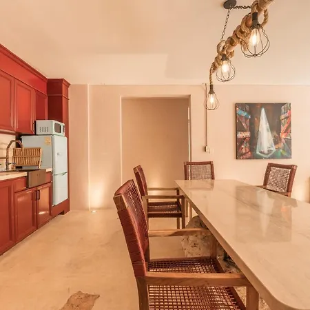 Luum Zama Private Pool, Chef, Mins To Beach Apartment *