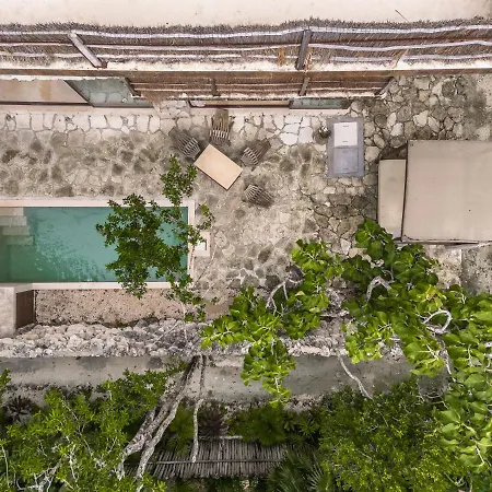 Luum Zama Private Pool, Chef, Mins To Beach Apartment