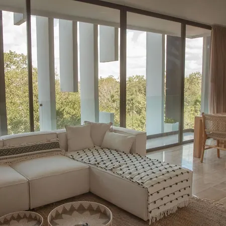 Spaciuos Apt 2 Bd Aldea Zama