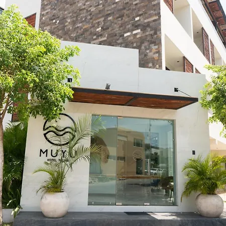 Hotel Muyu 2*