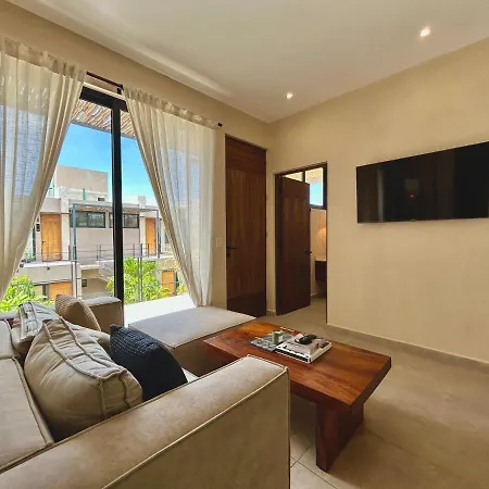 Toh - 2 Bedroom - Fiber Wifi *
