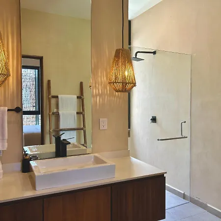 Toh - 2 Bedroom - Fiber Wifi *