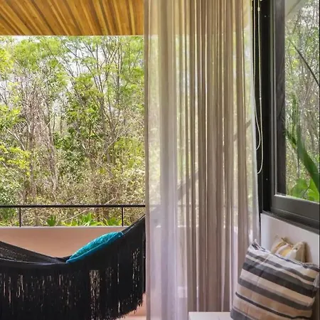 Ave Del Paraiso Ph - 3-bedrooms And A Pool 4*