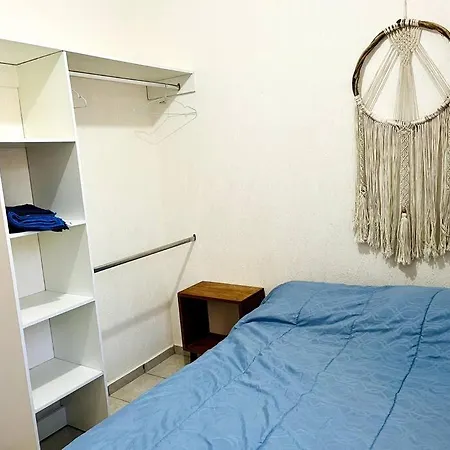 Linda Casa *