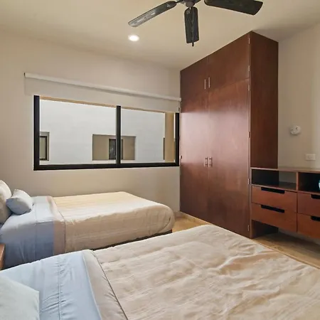 Apartment Tropical Elegance: Luxurious With Pool View *