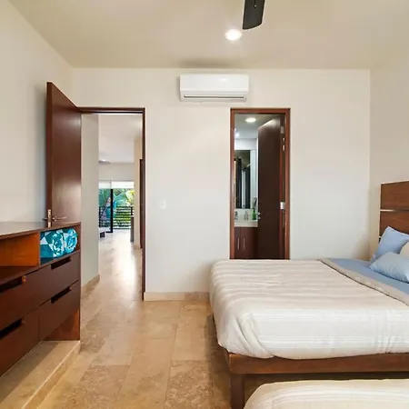 Tropical Elegance: Luxurious With Pool View Apartment Tulum