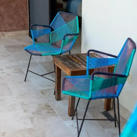 Apartment Tropical Elegance: Luxurious With Pool View *