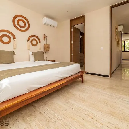 Ophelia Hotel