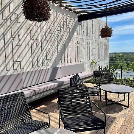 Cosy Studio, Sauna, Rooftop Pool