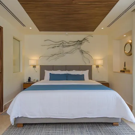 Hotel Naay Curamoria Collection