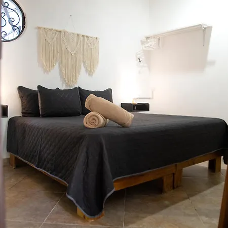 Sonido Del Mar Boutique & Yoga Loft *