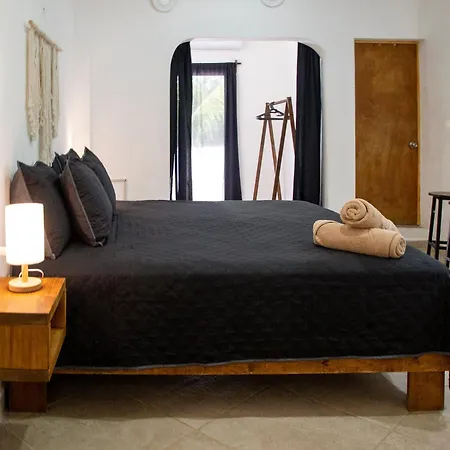 Sonido Del Mar Boutique & Yoga Loft * Tulum