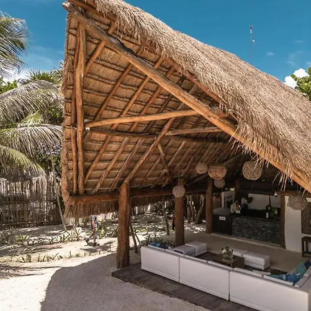 Niken Beachfront 4* Tulum