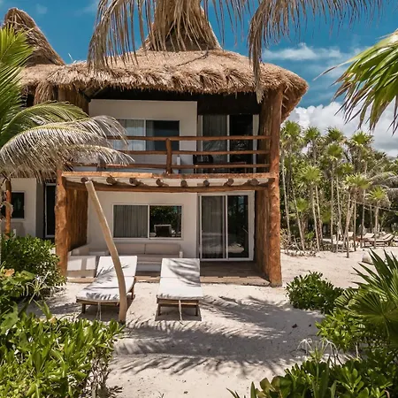 Niken Beachfront 4*