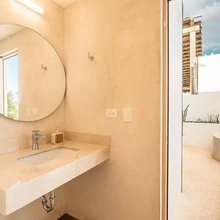 Apartment In Tulum, Pool, Jacuzzi, 3 Beds